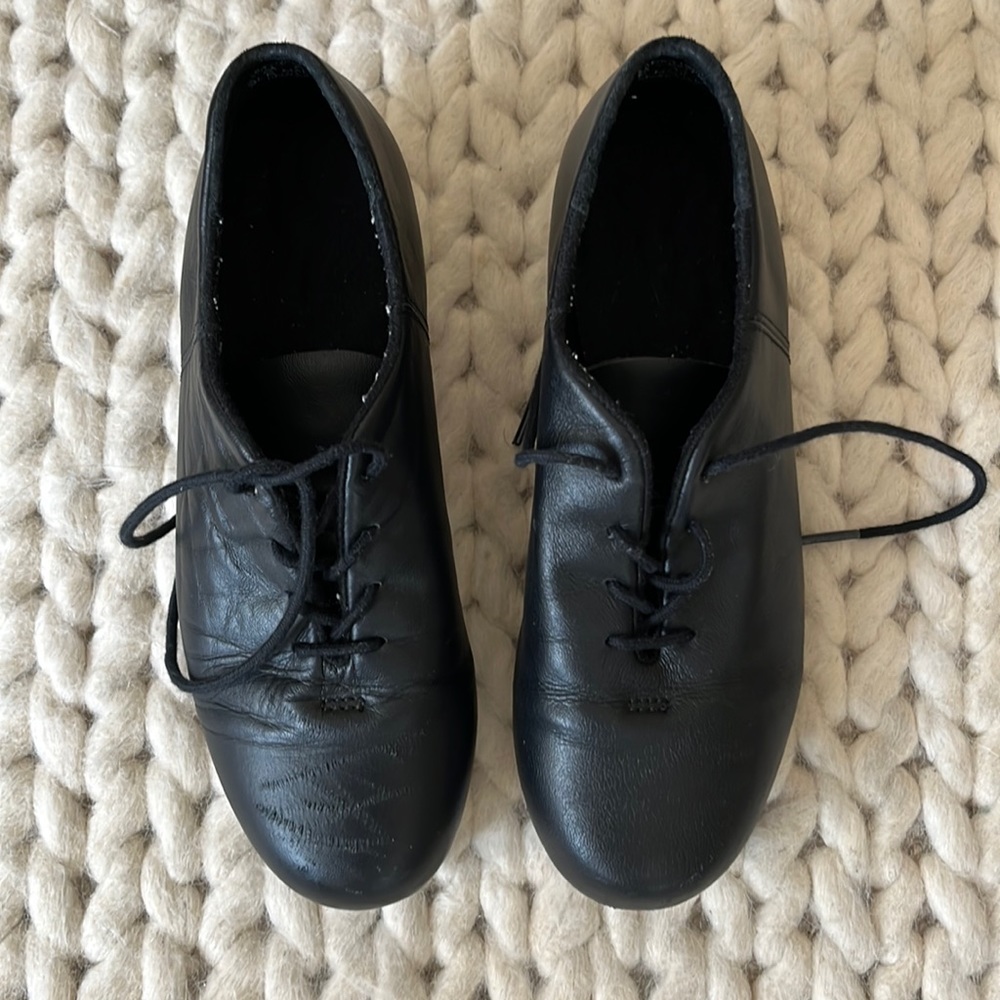 Capezio black leather “tele tap” shoes
